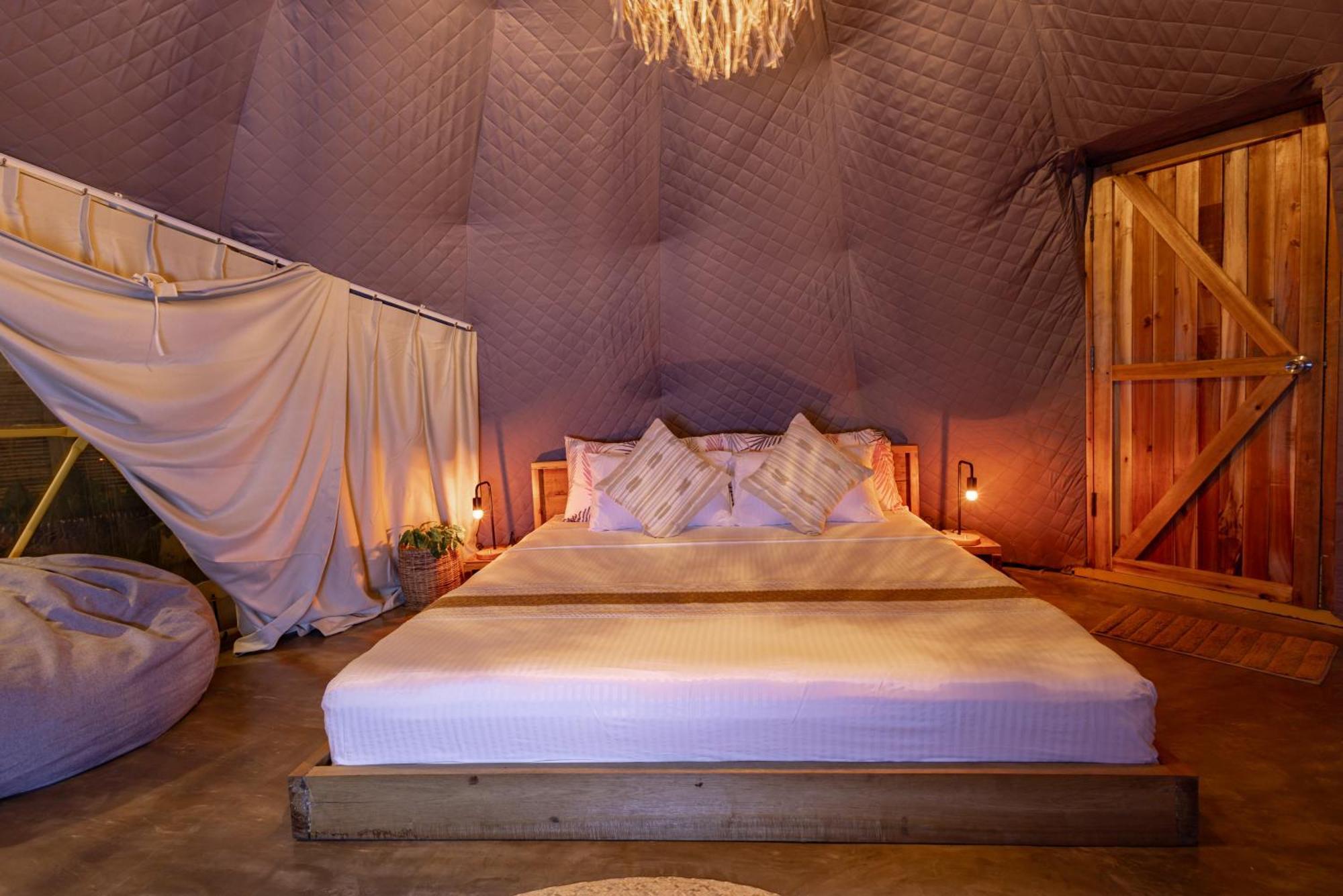 Отель Domes And Dreams Lio Glamping Эль-Нидо Экстерьер фото