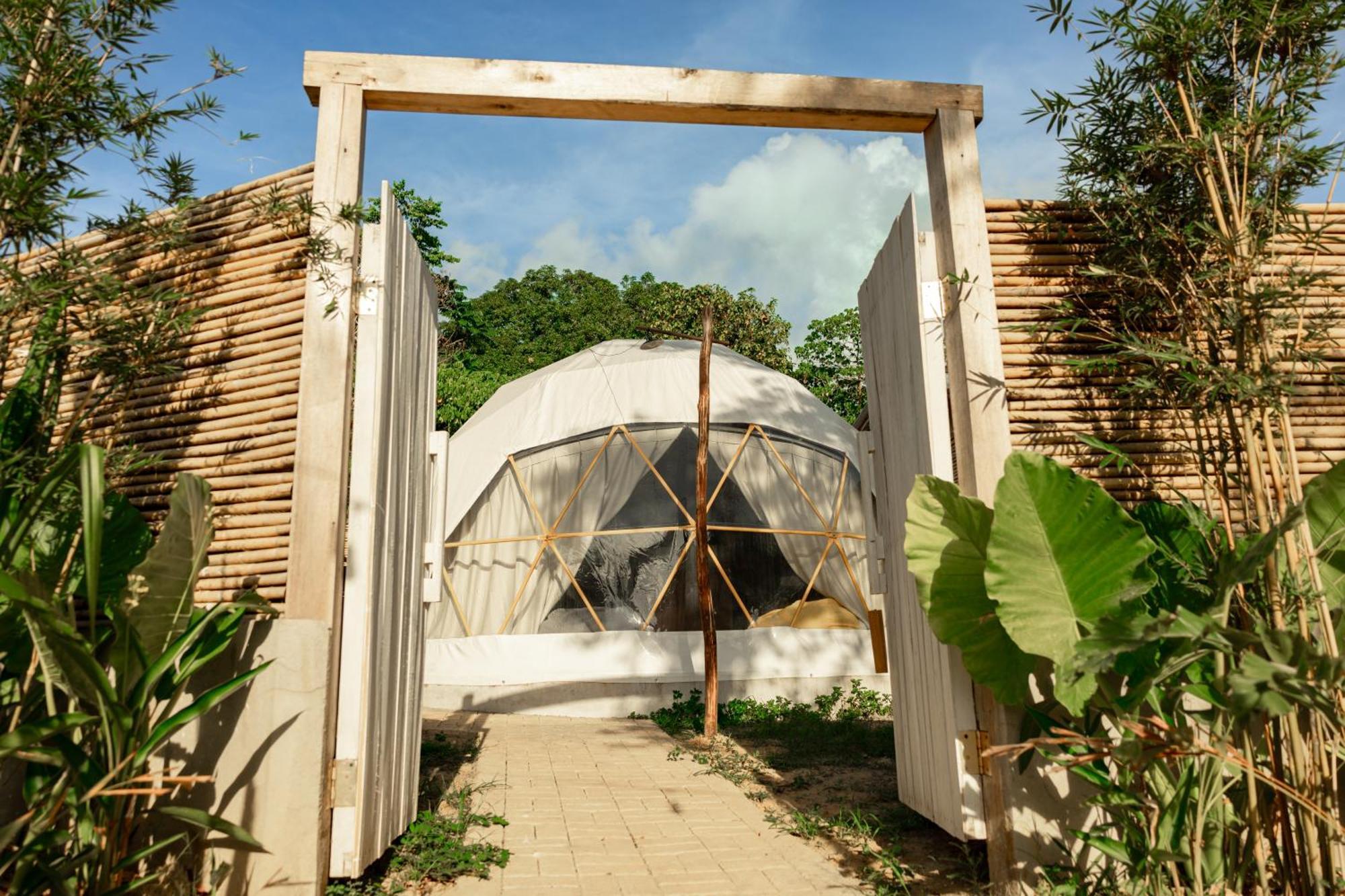 Отель Domes And Dreams Lio Glamping Эль-Нидо Экстерьер фото