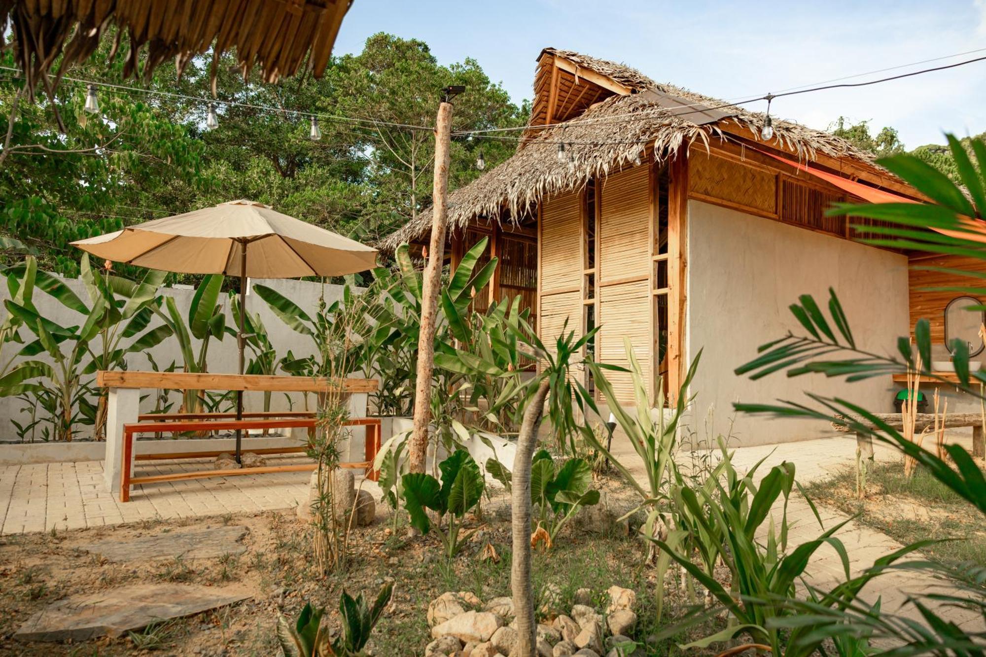 Отель Domes And Dreams Lio Glamping Эль-Нидо Экстерьер фото