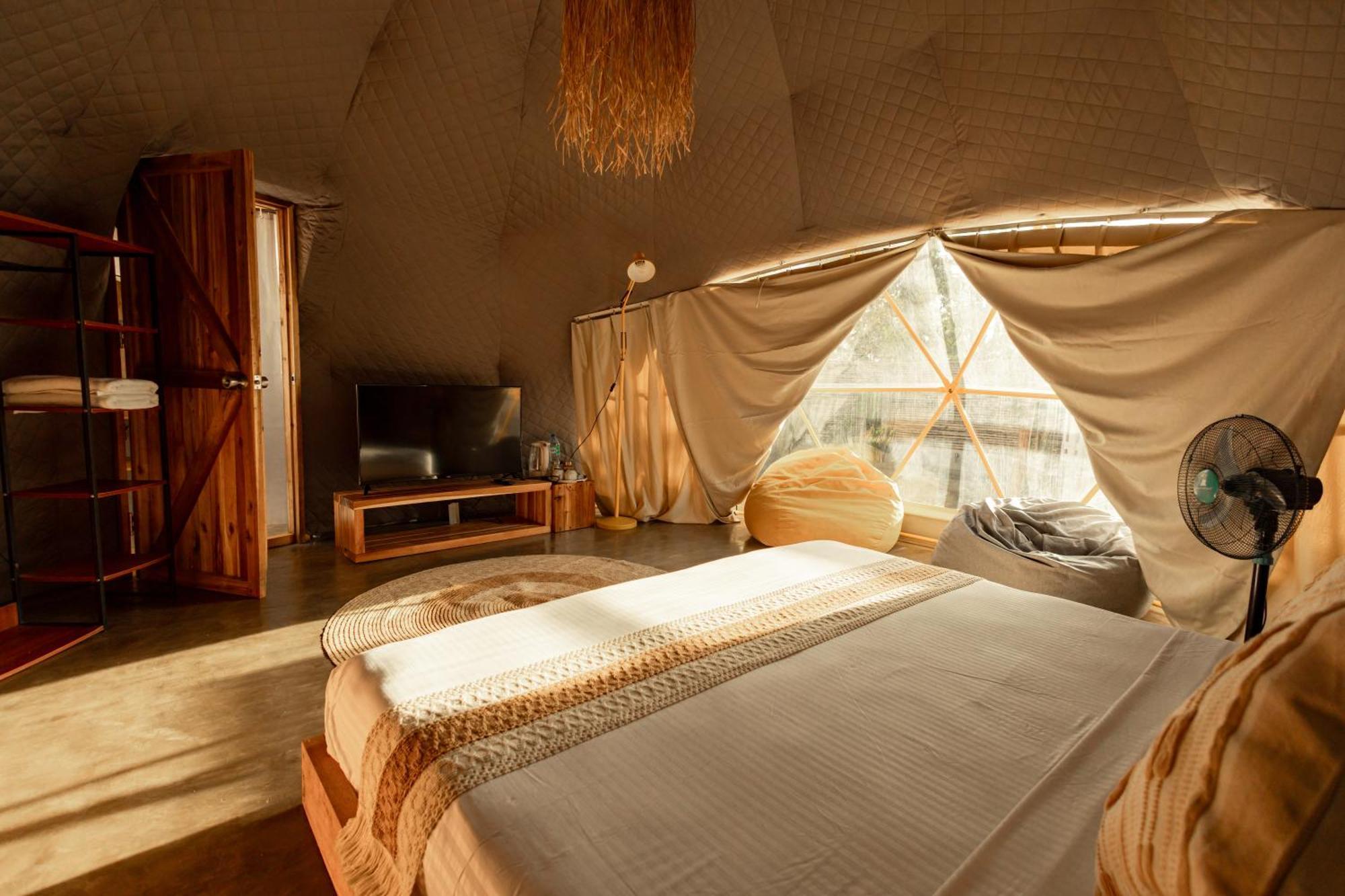 Отель Domes And Dreams Lio Glamping Эль-Нидо Экстерьер фото