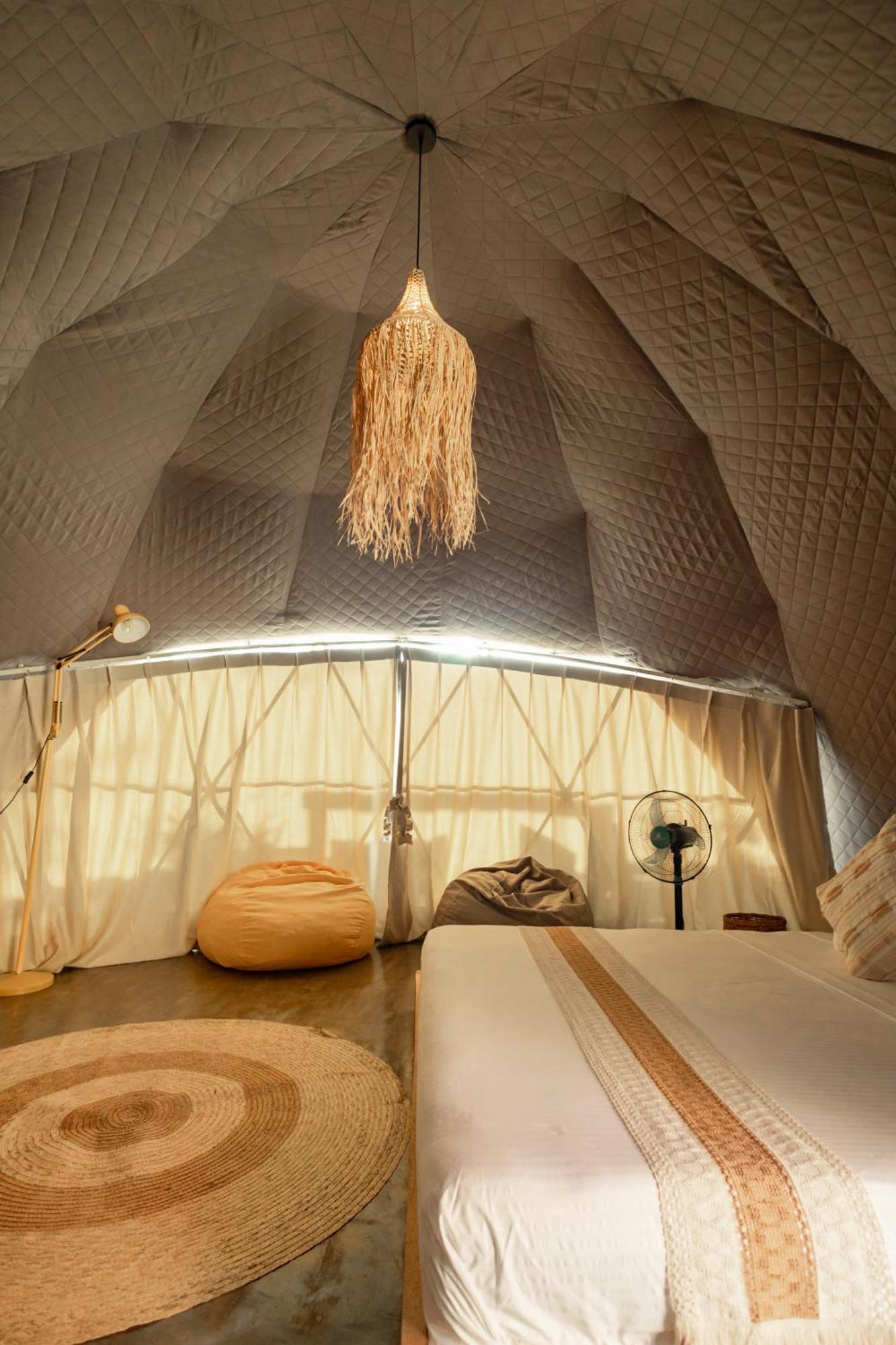 Отель Domes And Dreams Lio Glamping Эль-Нидо Экстерьер фото